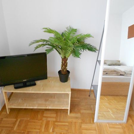 Apartments Hofgarten Регенсбург Номер фото